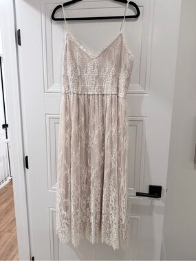 White Aritzia Lace Dress for Sale up to 90% Off: Poshmark White Aritzia Lace Dress for Sale up to 90% Off: Poshmark